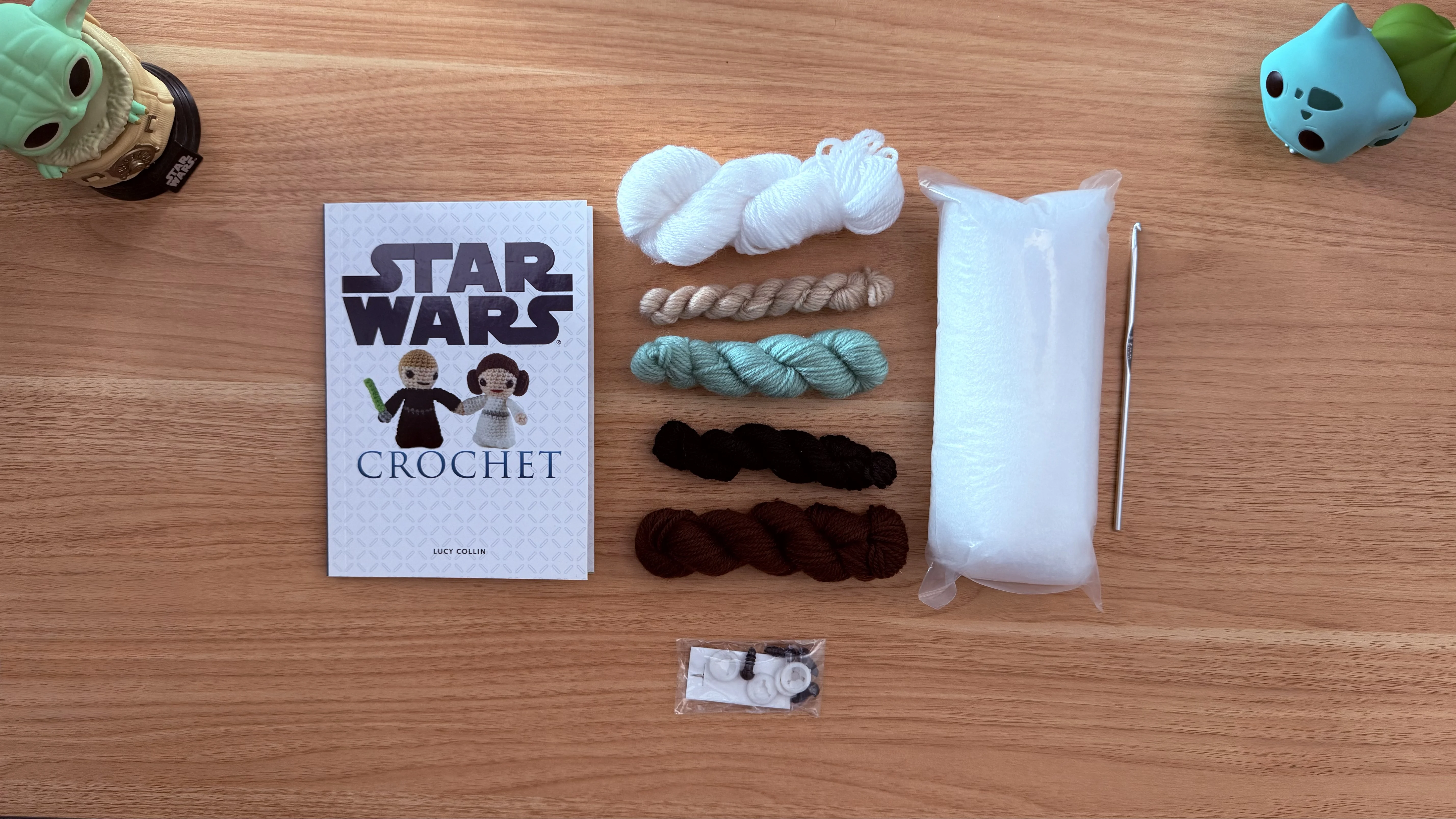 Photo with first and second item removed from desk