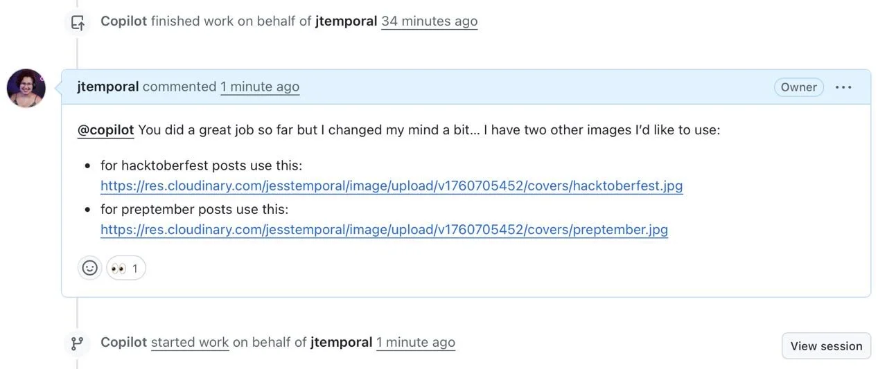 Comentário no pull request do GitHub marcando o Copilot com instruções sobre as novas imagens de capa para posts do Hacktoberfest e Preptember