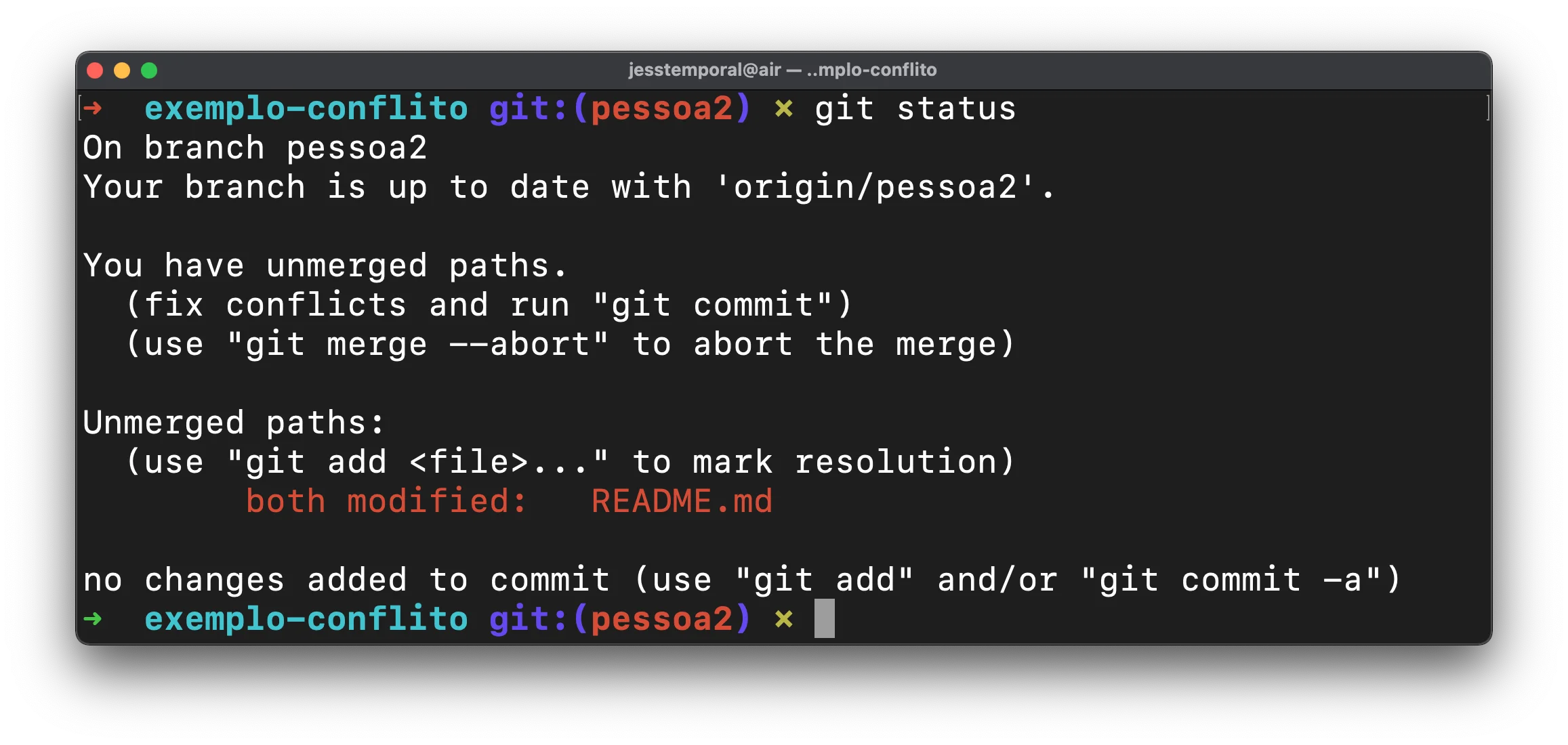 imagem mostrando resultado do comando git status com o arquivo readme.md apresentando alterações